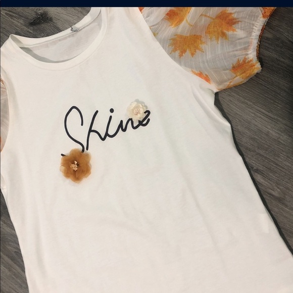 Top - Picture 2 of 3